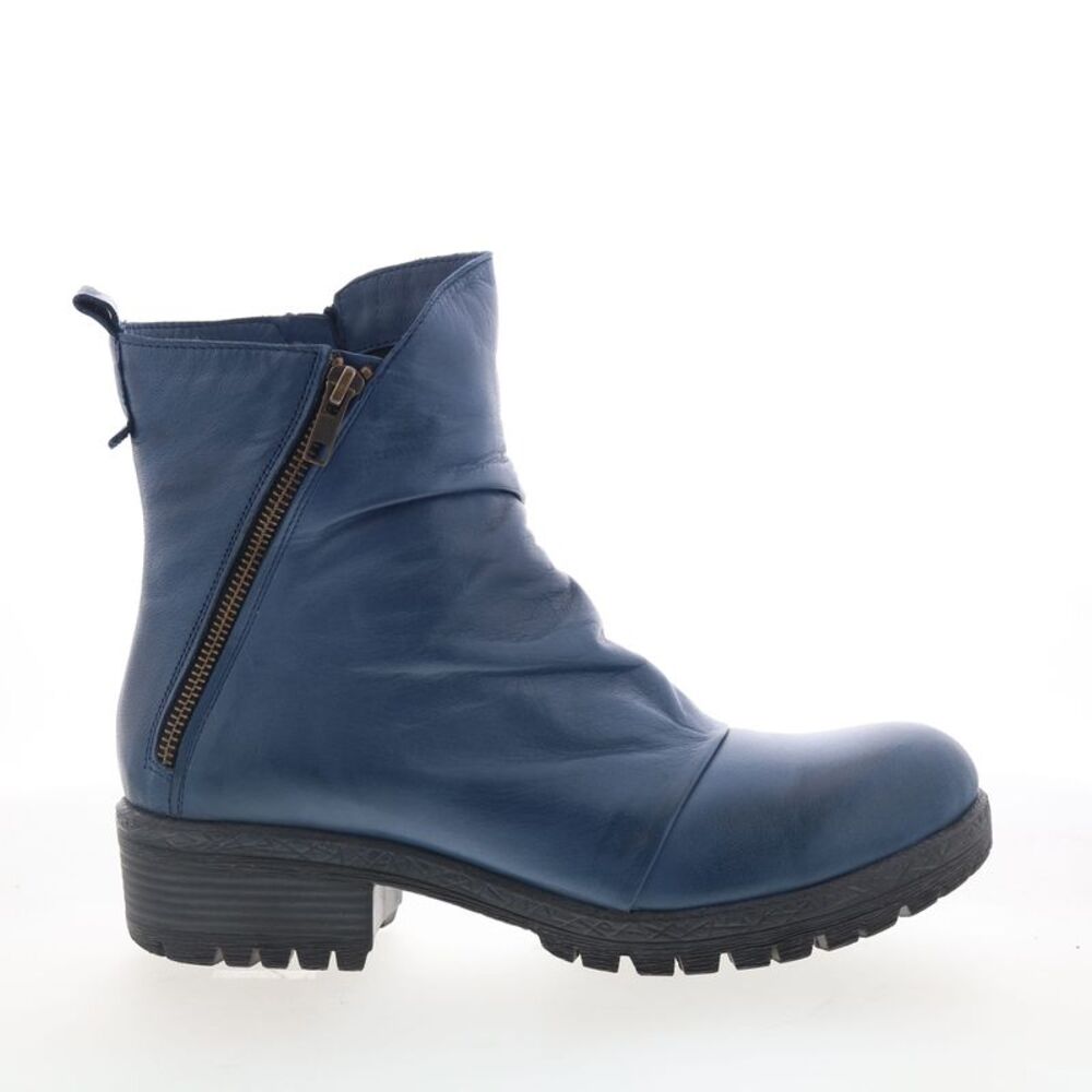 Miz Mooz Womens Darrla Blue Boots (NWT)